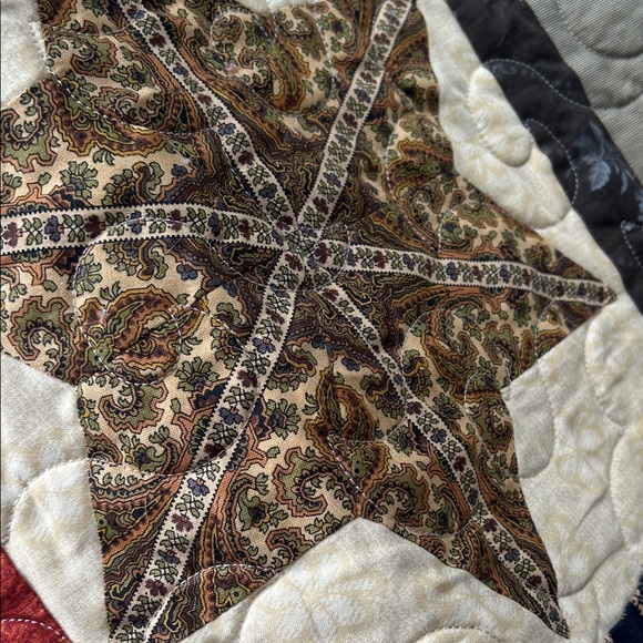 Patchwork Star Quilt - Multicolor - Picture 7 of 9